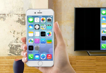 У iPhone появился аналог Chromecast для трансляции контента на телевизор. iOS 17.3 позволяет подключаться к телевизорам