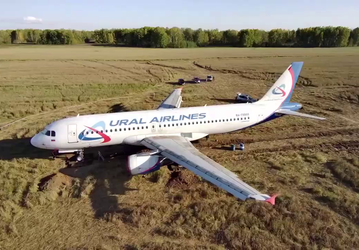Решилась судьба Airbus A320 «Уральских авиалиний», который посадили в поле: самолёт разрежут и утилизируют. Обновлено: авиакомпания решение о судьбе самолёта пока не приняла