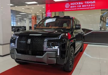 В России уже появился крутой 1200-сильный внедорожник BYD Yangwang U8. Цена может удивить
