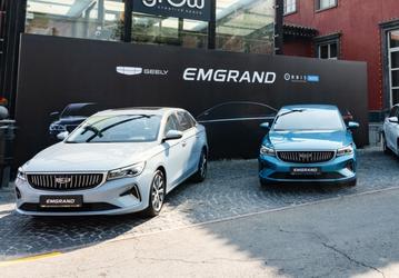В медиасистеме Geely Emgrand и Coolray появилась поддержка Apple Car Play, скоро должна появиться глобальная поддержка Android Auto