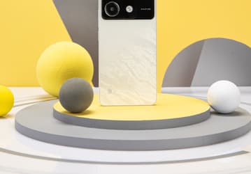 В дополнение к Poco X6 и Poco X6 Pro может выйти Poco X6 Neo. Ему приписывают защиту IP54, аккумулятор емкостью 5000 мА·ч и Dimensity 6080