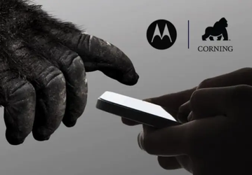 Все Motorola, даже самые дешёвые, получат Corning Gorilla Glass. Анонсирована технология Smart Connect для связи смартфонов, ПК и планшетов