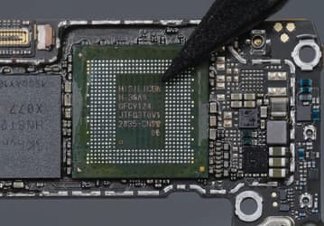 Санкции США, конечно, работают, но Huawei справляется. SMIC начнёт производить для неё 5-нанометровые платформы уже в этом году