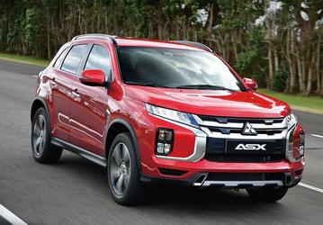 Удивительная стабильность: за год Mitsubishi ASX в России не подорожал, но и не подешевел. Сейчас кроссовер продают за 2,55–2,75 млн рублей