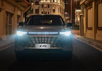 Анонсирован флагманский кроссовер BAIC X75 для России. Что в нём особенного?