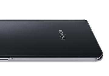 Ударопрочный экран AMOLED, до трёх дней без подзарядки и 3-кратный зум без потери качества — за 29 000 рублей. В России начались продажи Honor X9b