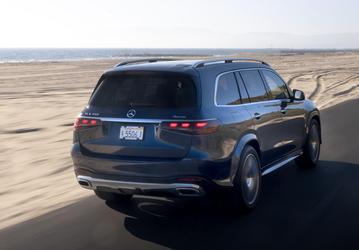 У новейших Mercedes GLE и GLS глохнут двигатели и отваливаются педали