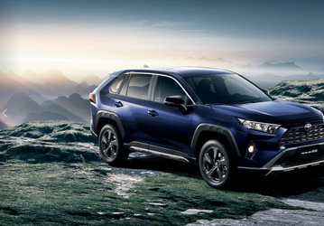 Toyota, где хваленое качество? Китайцы массово жалуются на Toyota RAV4: машине год или даже меньше, а она уже начинает ржаветь