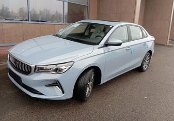 Это обновлённый Geely Emgrand для России и Белоруссии: живые фото и все подробности