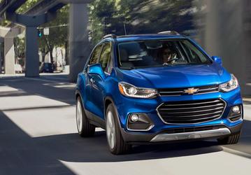 Современный кроссовер Chevrolet, который стоит дешевле почти всех «китайцев». Chevrolet Tracker подешевел в России до 2,1 млн рублей