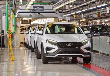 АвтоВАЗ запустил производство Lada Vesta c 1,8-литровым мотором и «автоматом»