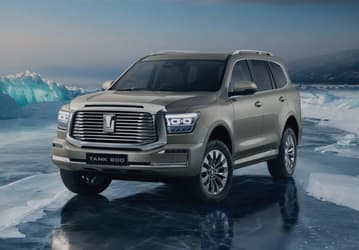 Tank 500 стал в России народным Land Cruiser? В 2023 году этот внедорожник купила не только ФСО, но и КамАЗ, райпо и даже колхоз