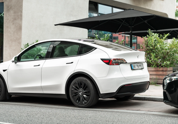 Tesla продала всего одну Model Y в январе 2024, а количество новых регистраций электромобилей упало на 80%. Что происходит в Южной Корее?