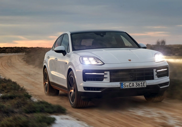 Новый Porsche Cayenne в России упал в цене почти на 6 млн рублей