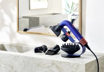 Только для профессионалов: представлен г-образный фен Dyson Supersonic r дороже 50 тыс. рублей