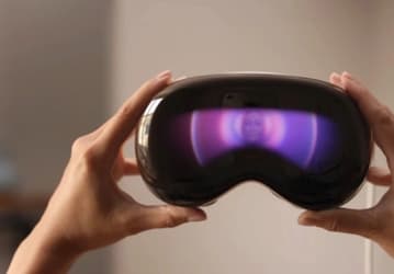 Российские торговые сети собирают предзаказы на Apple Vision Pro. Доставку обещают в марте [Обновлено]