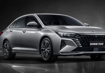 Практически такой же просторный, как Toyota Camry, с «роботом» и 190 л.с. — по цене Lada Vesta Sportline. Dongfeng Aeolus Shine Max стал доступнее в России