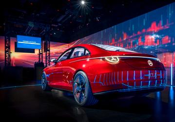 Mercedes-Benz планирует диверсифицировать свою электрическую стратегию: гибриды и электромобили будут составлять лишь половину продаж до 2030 года
