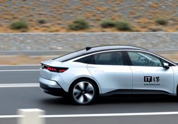 В Китае только в октябре продано 1,4 млн NEV. Названы самые успешные производители