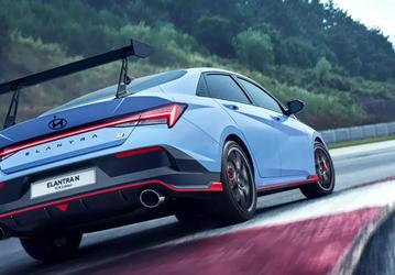 Представлен новый Hyundai Elantra N мощностью почти 300 л.с.