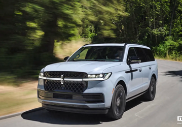Новейший Lincoln Navigator 2025 с 440-сильным мотором будет большим или огромным: покупателям предложат версию с длинной колёсной базой