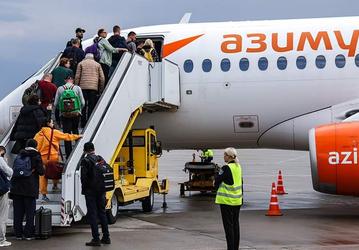 Пассажирам загоревшегося в Турции SSJ-100 выплатят по 100 000 рублей