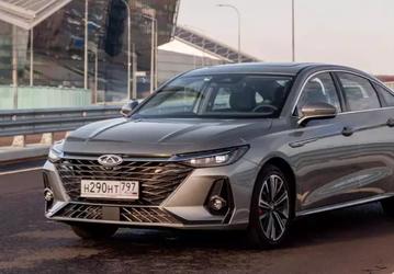 Замена Toyota Camry с огромной скидкой. Седан Chery Arrizo 8 предлагают за 2,3 млн рублей