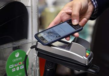 В России создают технологию бесконтактной оплаты на основе Bluetooth — на замену Apple Pay