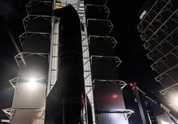 Верхняя ступень Starship для шестого запуска доставлена на стартовую площадку