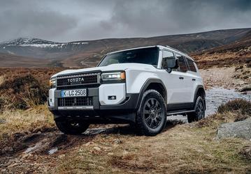 К российским дилерам приехал Toyota Land Cruiser Prado 250 с турбомотором мощностью 279 л.с.