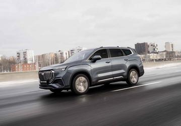 Обновлённый кроссовер Geely Okavango появился у официальных дилеров