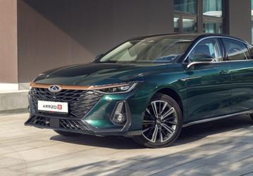 Chery вновь переписала цены на седан Arrizo 8, преподносящийся как замена Toyota Camry