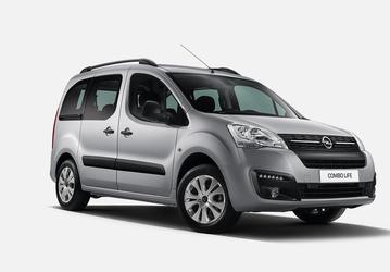 Ещё одна альтернатива Lada Largus, но уже от немецкого бренда. Opel Combo Life 2022 продают в России за 2,2 млн рублей