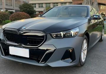 В Казахстане научились переделывать старые «пятерки» BMW F10 в новые G60