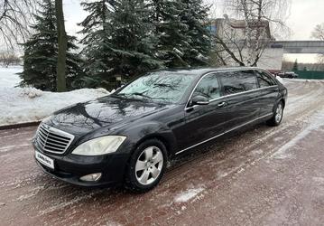 Лимузин Mеrcеdes-Benz S-класса продают в России дешевле Lada Granta, но есть нюанс: это не оригинальный Pullman и есть сложности с постановкой на учет