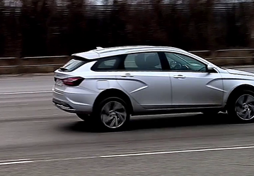 «Мул» будущего кроссовера Lada B-Plus Cross впервые сняли на видео