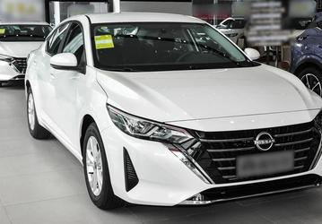  Аналог Toyota Corolla, Kia Cerato и Hyundai Elantra. В Россию привезли топовую версию Nissan Sylphy Ultra 