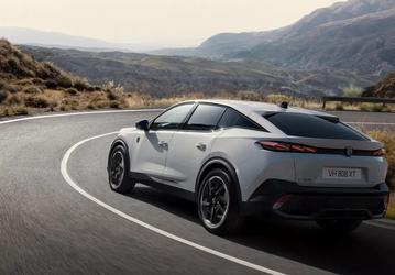 Peugeot e-408 выходит в Европе: объявлены цены