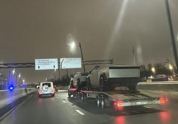 Появились первые данные о поставках и продажах Tesla Cybertruck в России