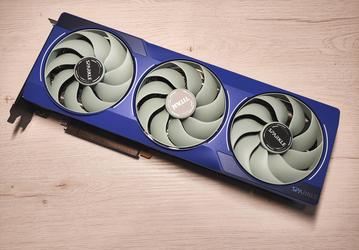 Первые тесты Intel Arc B580. Карта в среднем на уровне GeForce RTX 4060, но это пока не в играх
