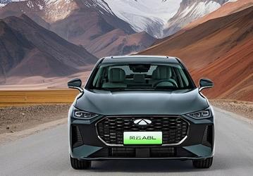 Chery начала играть по-взрослому, а её машины на полном баке теперь проезжают более 2300 км: представлена гибридная технология C-DM 5.0