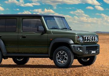 К российским дилерам приехали новые 5-дверные внедорожники Suzuki Jimny 2024. Машины предлагаются по цене от 4,4 млн рублей
