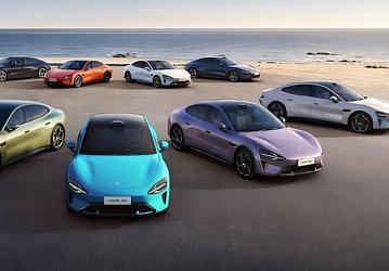 Новые автомобили всё больше похожи на смартфоны: переднюю камеру Xiaomi SU7 теперь можно использовать для видеозвонков