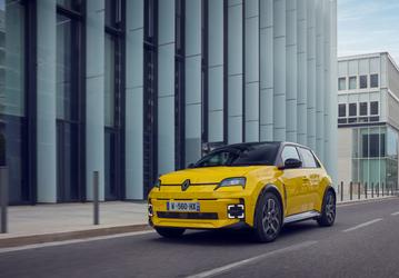 Renault 5 E-Tech стал «Автомобилем года» на первой церемонии London EV Show Awards