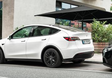 Tesla возобновляет ценовые войны: цена бестселлера Model Y упала до исторического минимума в Китае