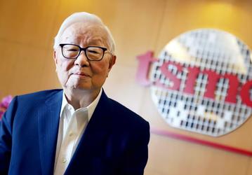 Основатель TSMC считает, что Intel не стоило заниматься производством чипов