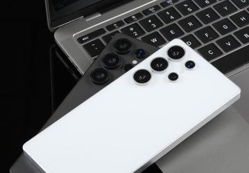 Таким будет Samsung Galaxy S25 Ultra. Макеты смартфона в белом и черном показали со всех сторон