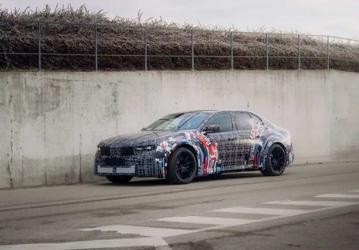 Следующая «Акула» BMW — и без этих огромных ноздрей. BMW впервые показала заряженную M3 нового поколения