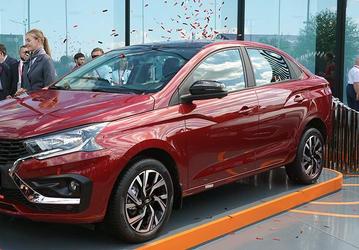 «Утильсбор пока не работает, китайский автопром завез около 500 тыс. авто, и они пока давят на наш рынок». АвтоВАЗ снова жалуется на китайцев и обещает 12 новинок
