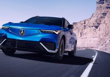 Пять метров технологий и роскоши: новейший кроссовер Acura ZDX 2024 начали продавать в России